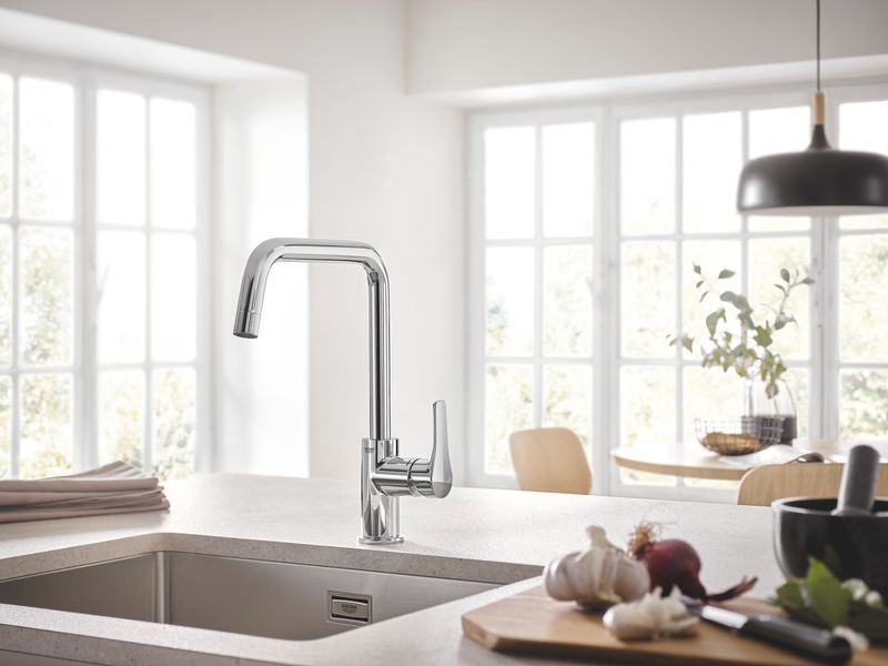 Змішувач для кухні Grohe Eurosmart New (30567000) 30567000 фото