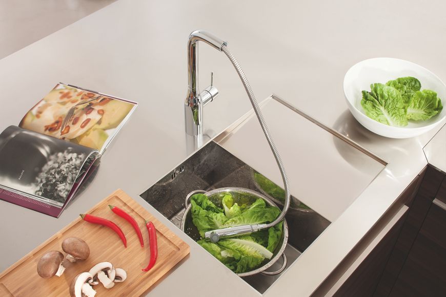 Змішувач для кухні з висувним виливом Grohe Essence New (30270000) 30270000 фото
